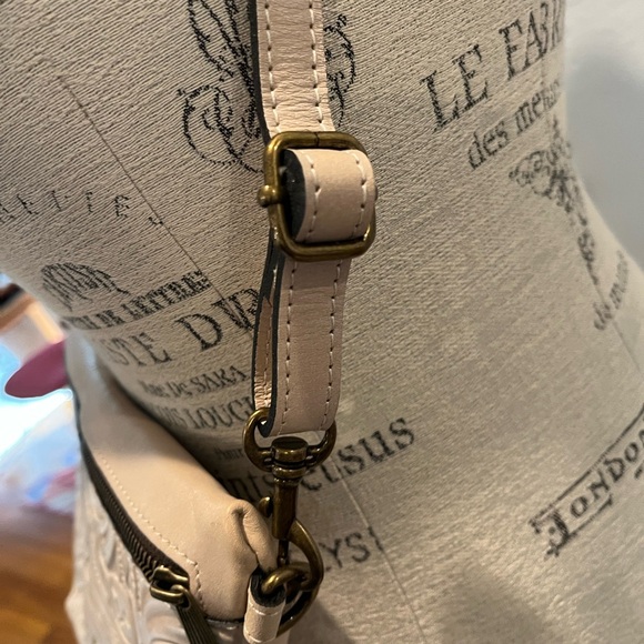 Patricia Nash Shoulder/Crossbody Bag - Picture 5 of 10